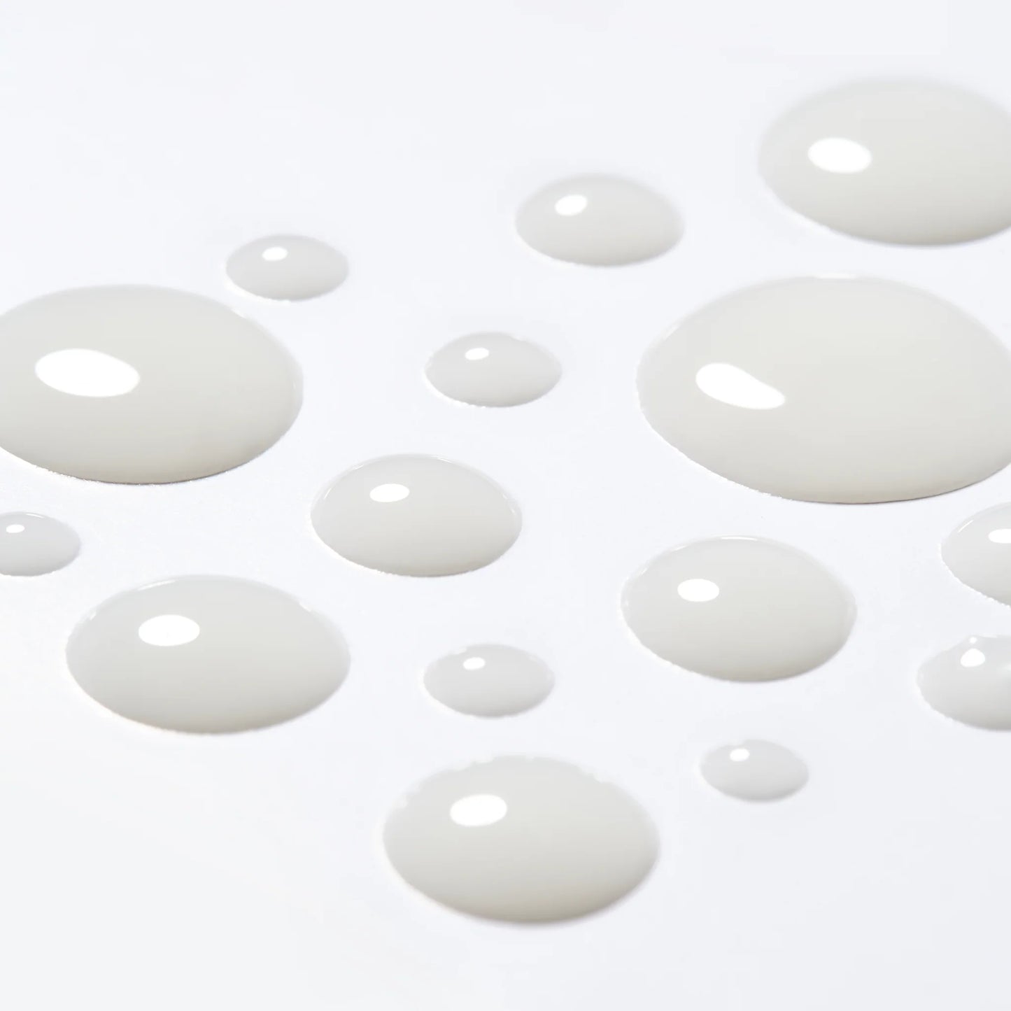 Alumier Clarifying Serum